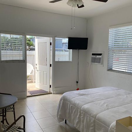 Coral Key Inn Lauderdale-by-the-Sea Exterior photo