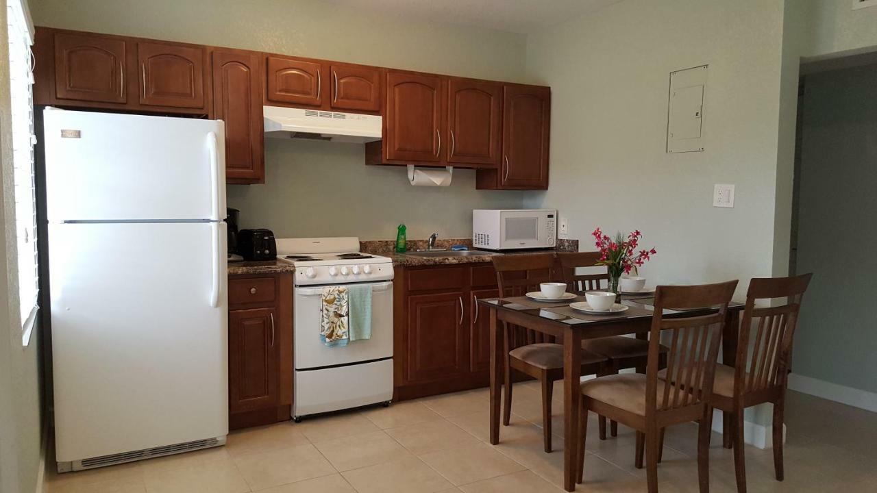 Coral Key Inn Lauderdale-by-the-Sea Exterior photo